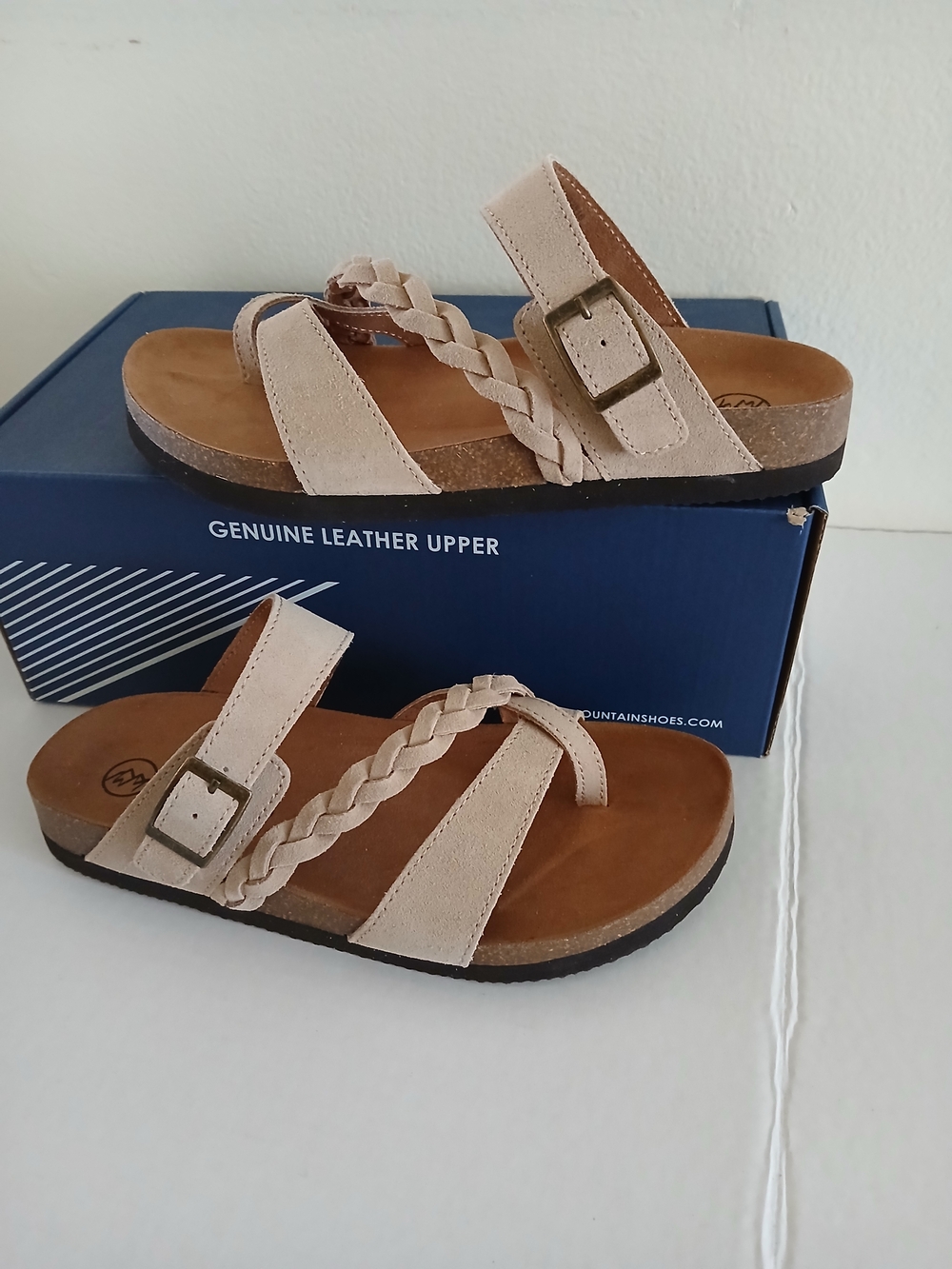 White Mountain Size 8 Women's Taupe Braided Strap Sandals $40 - Picture 2 of 9